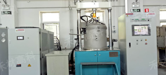 500吨高温热压炉